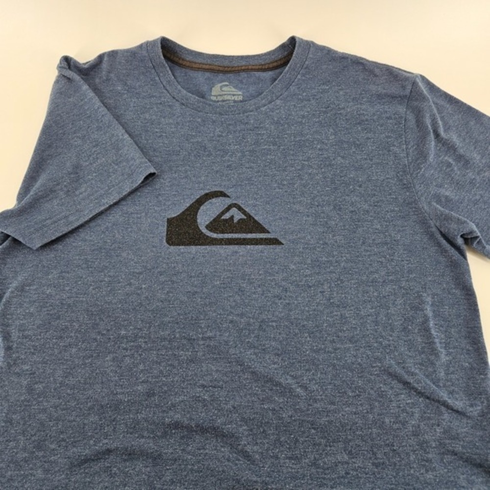Quiksilver T Shirt Mens S Small (19x25) Blue Heather Modern Fit Surf Skate Logo